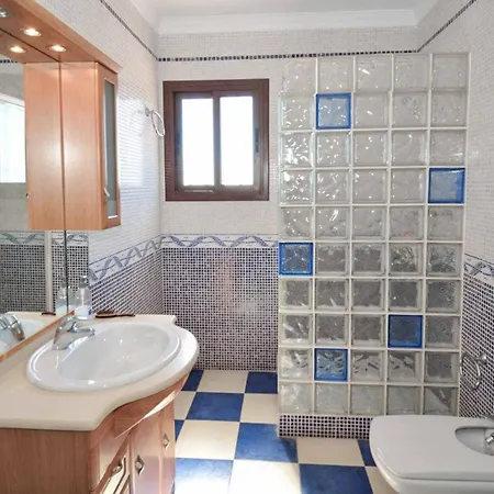 Marta Nerja Villa *